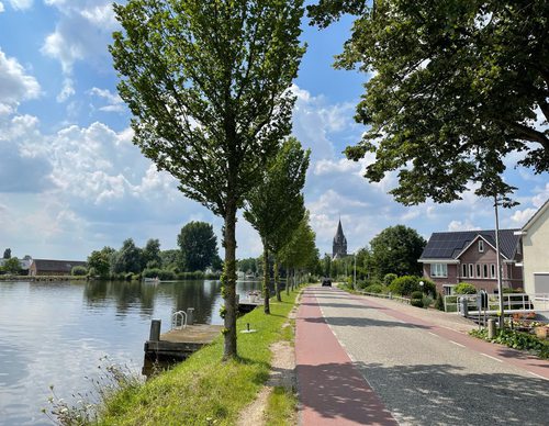 Nes aan de Amstel. Foto door Francis Abidi