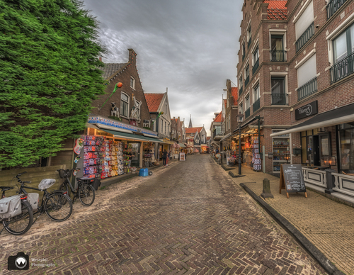 Straatje in oud volendam